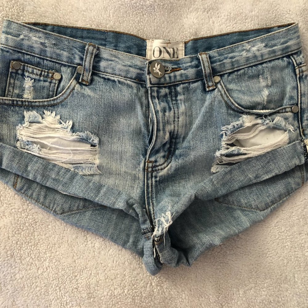 One Teaspoon Cut Off Ripped Shorts